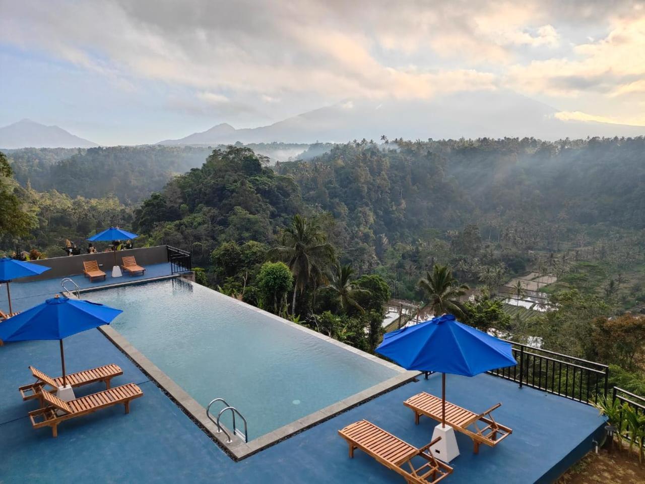 Tapa Agung View Hotel Menanga ภายนอก รูปภาพ