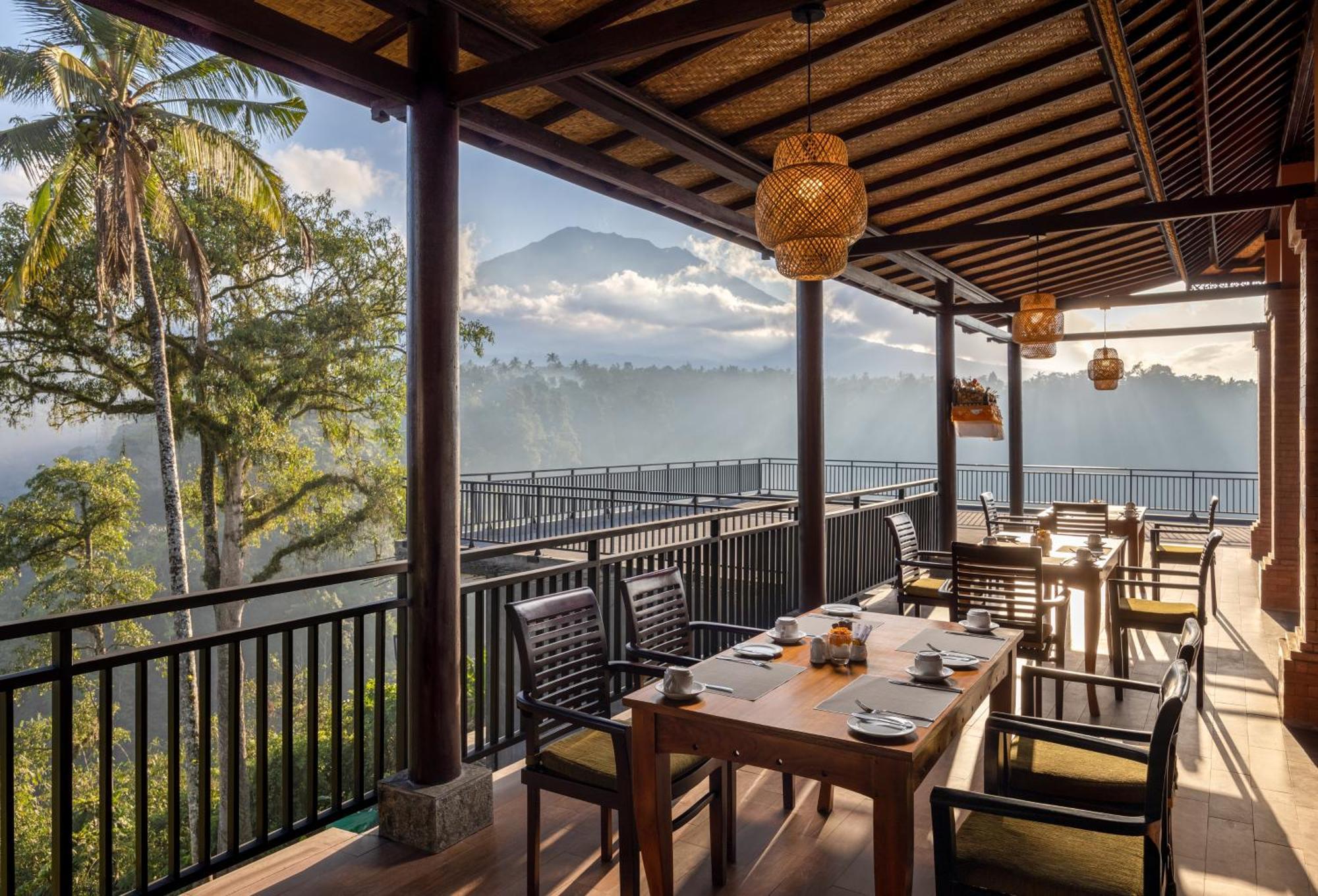 Tapa Agung View Hotel Menanga ภายนอก รูปภาพ